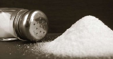 Confirmado: agregar sal a los alimentos aumenta el riesgo de enfermedad cardiovascular